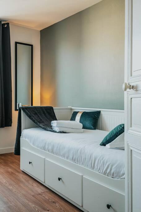 Appartement T3 Hyper Centre سوموور المظهر الخارجي الصورة